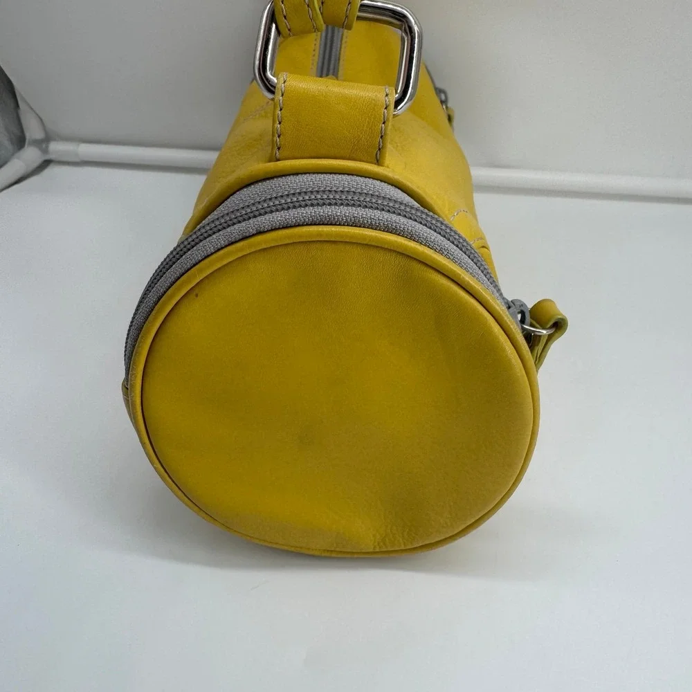 Vintage Kenneth Cole Reaction Mustard Yellow Leather Barrel Shoulder Bag Purse